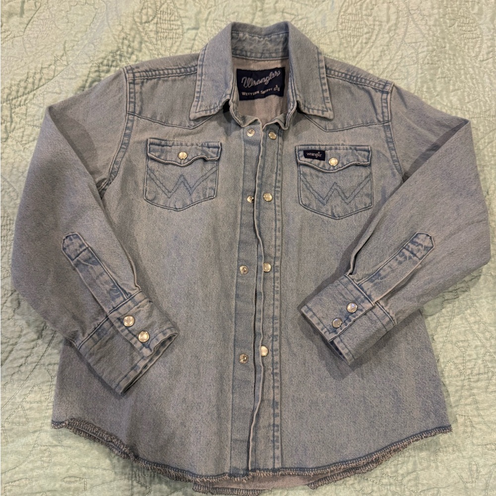 Wrangler Kids Western Pearl Snap Shirt Size S (5-6) Light Denim Blue Long Sleeve